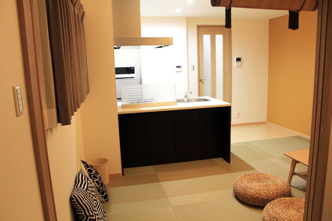 Universal Hotel Nishikujo โอซาก้า ภายนอก รูปภาพ
